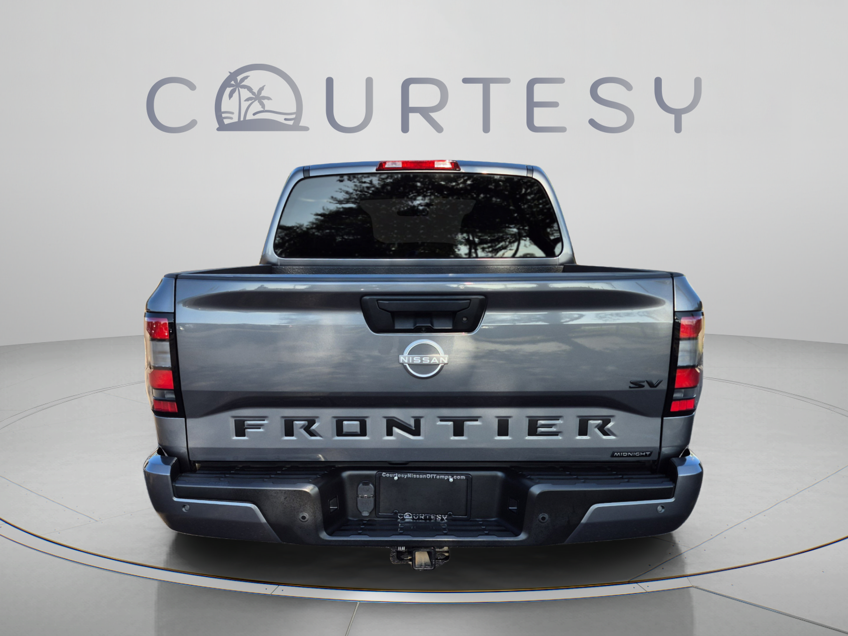 Used 2023 Nissan Frontier SV w/ Midnight Edition Package RWD image 6