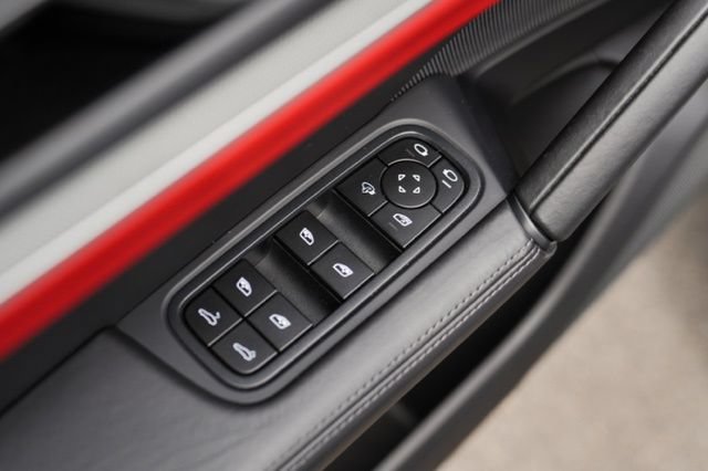 Used 2024 Porsche Cayenne AWD/4WD image 58