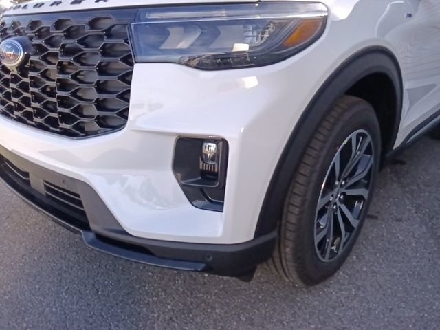New 2026 Ford Explorer ST-Line RWD image 9