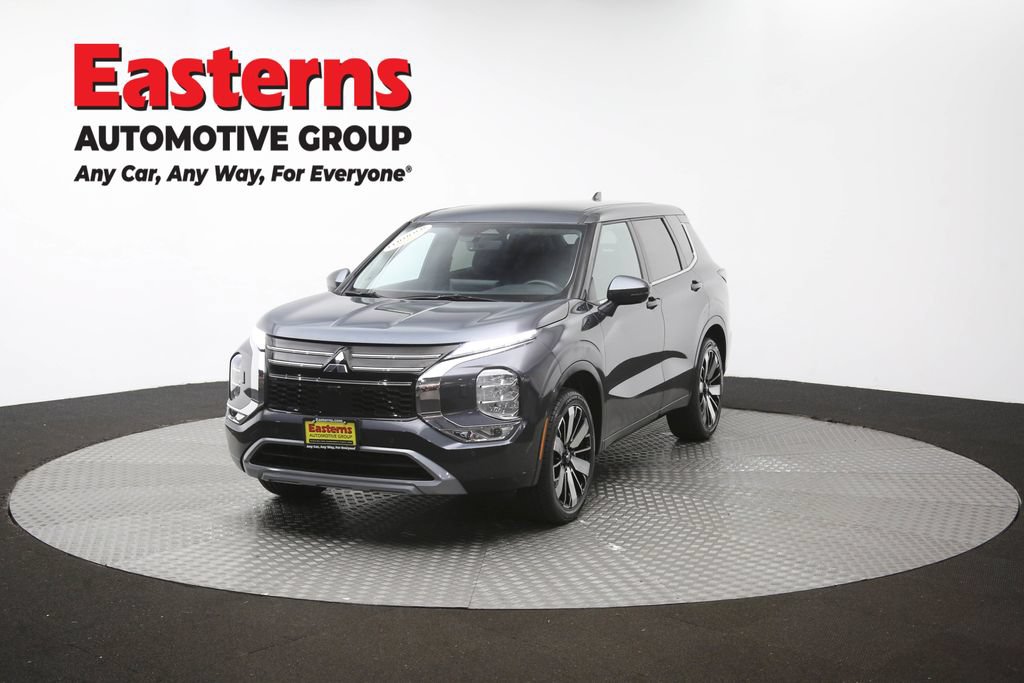 Used 2025 Mitsubishi Outlander SE AWD/4WD image 57