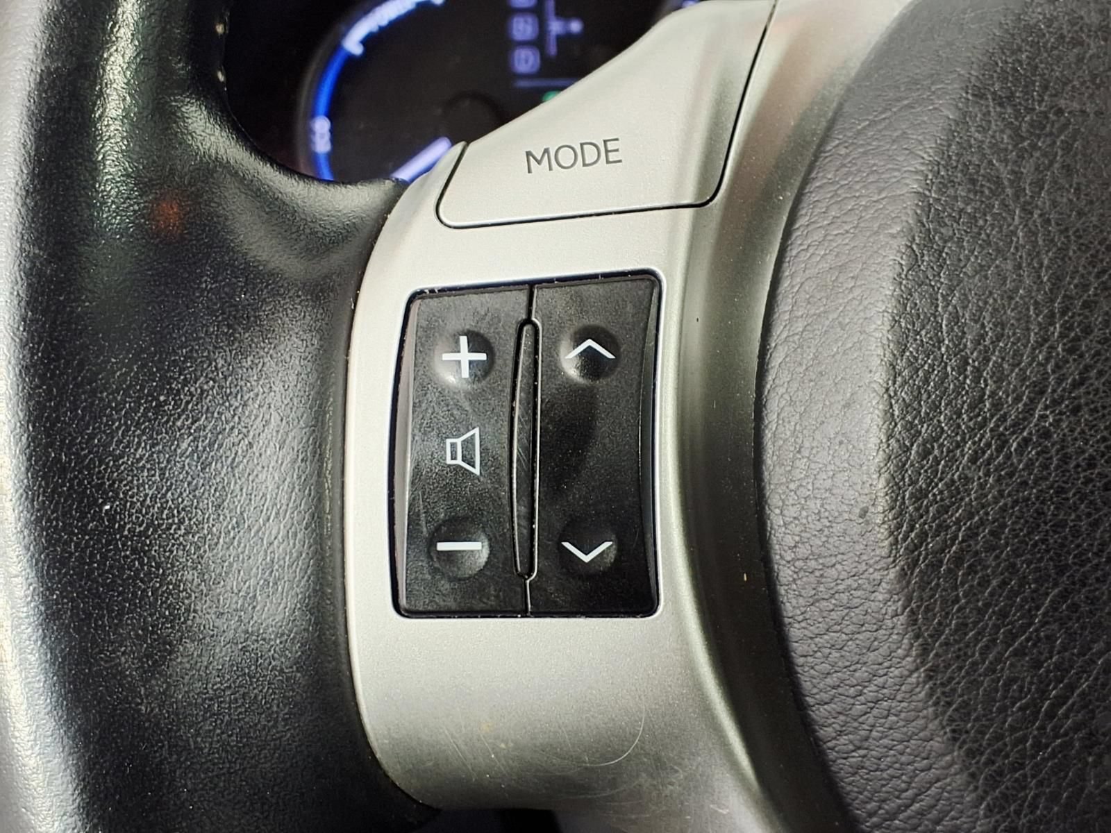 Used 2012 Lexus CT 200h Premium FWD image 17