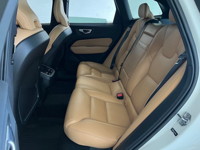Used 2021 Volvo XC60 T5 Inscription w/ Advanced Package AWD/4WD image 33
