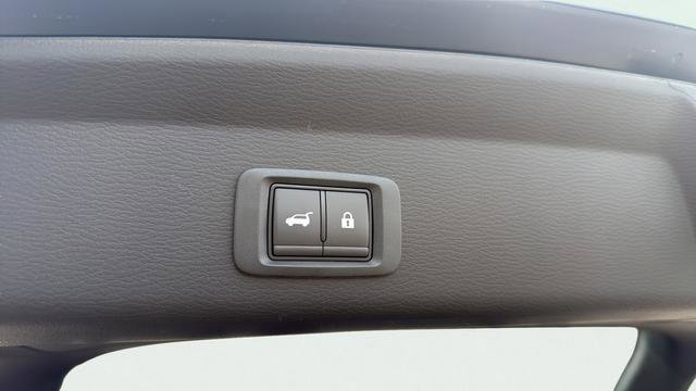 New 2026 Mitsubishi Outlander SE FWD image 10