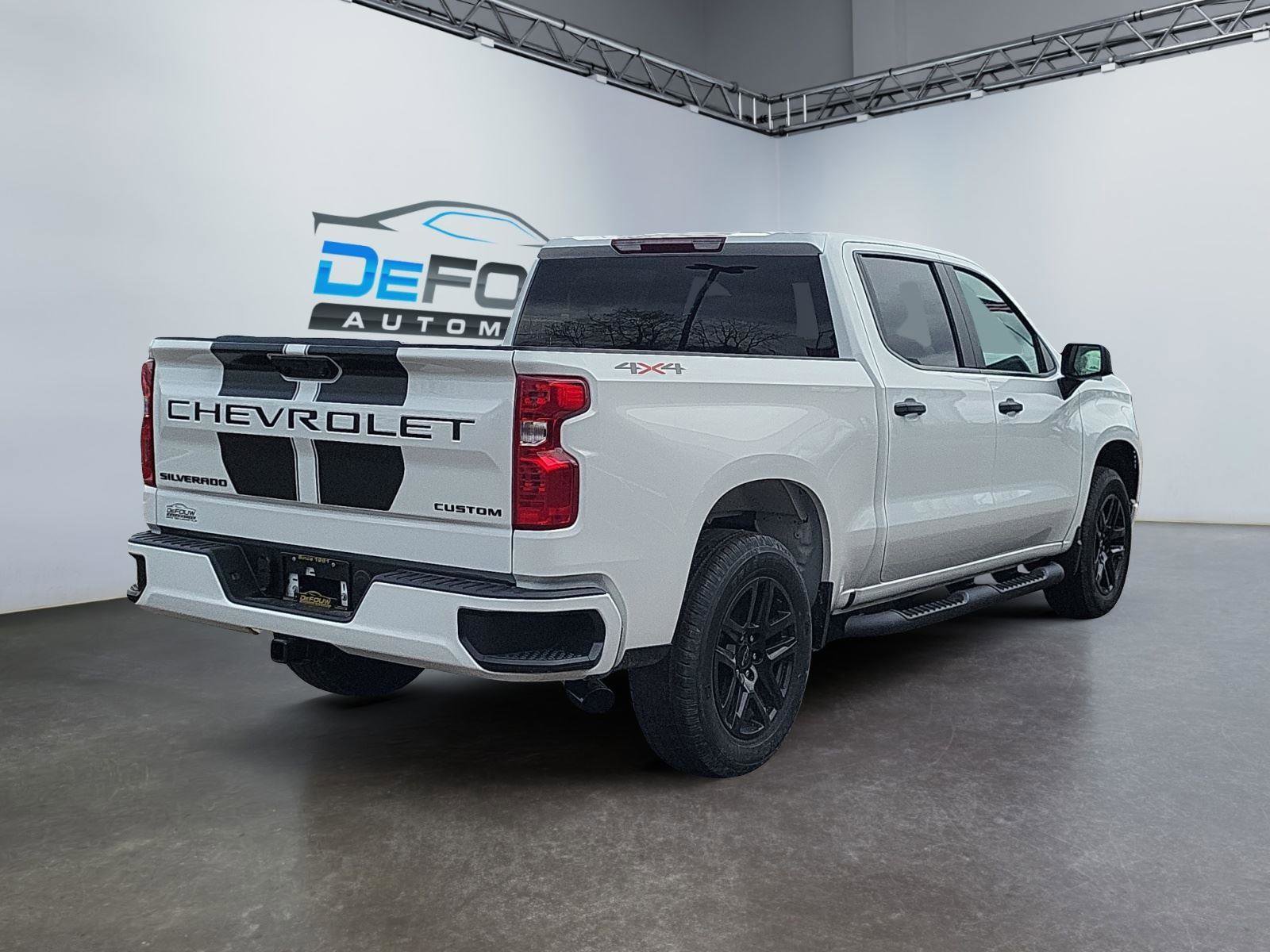 New 2026 Chevrolet Silverado 1500 Custom w/ Rally Edition image 3