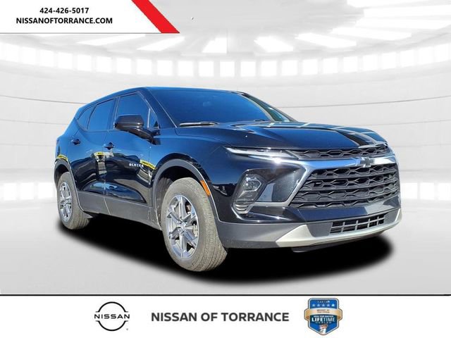 Used 2023 Chevrolet Blazer LT image 1