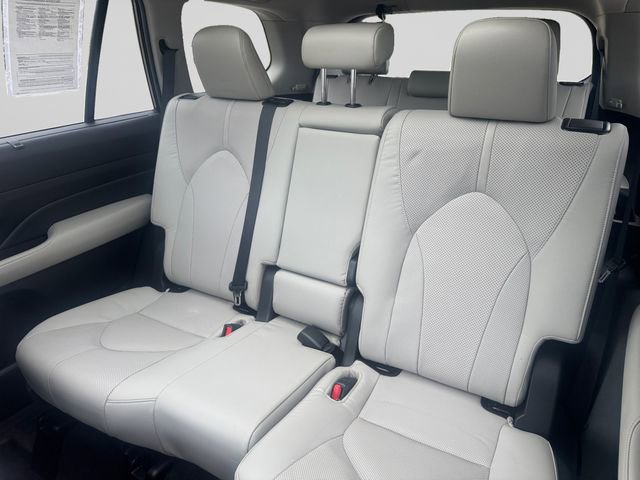 Certified 2024 Toyota Grand Highlander FWD image 14