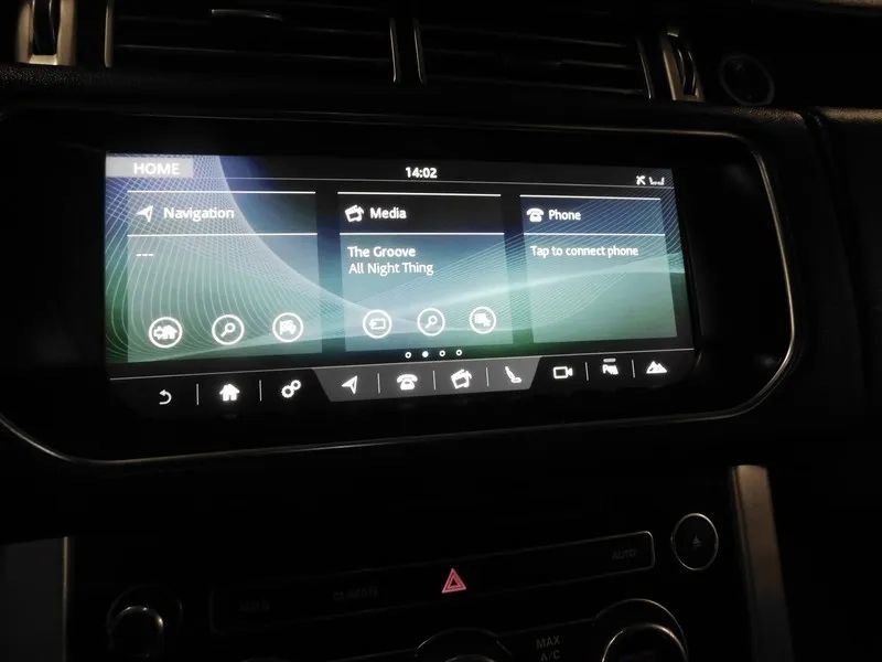 Used 2017 Land Rover Range Rover image 38