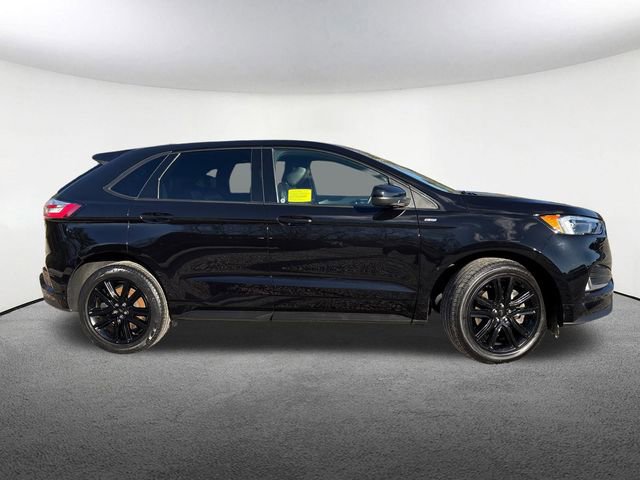 Used 2023 Ford Edge ST-Line image 14