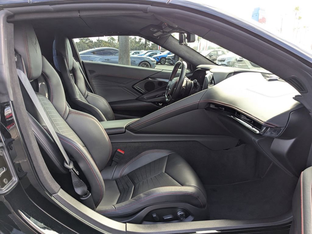 Used 2023 Chevrolet Corvette Z06 w/ Stealth Interior Trim Package image 6