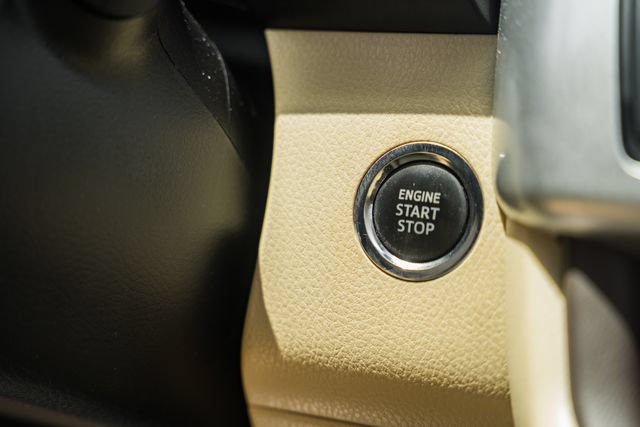 Used 2019 Toyota Highlander Limited Platinum AWD/4WD image 27