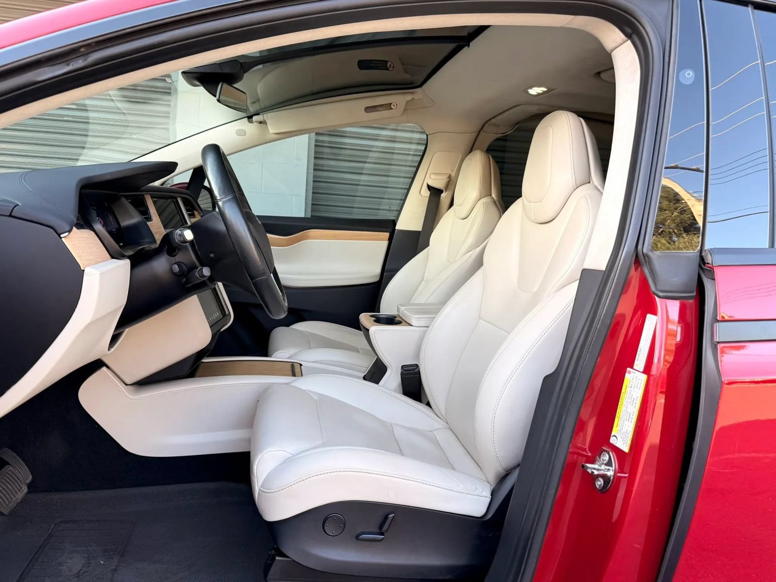 Used 2018 Tesla Model X 100D AWD/4WD image 18