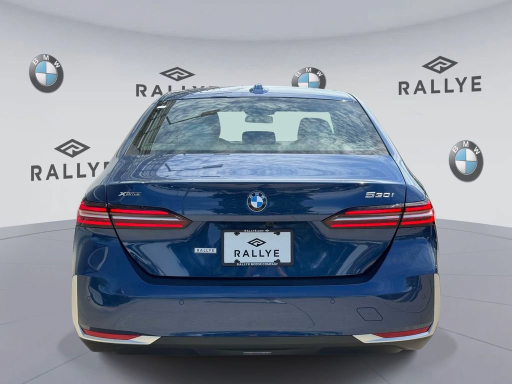 Certified 2026 BMW 530i xDrive w/ Premium Package AWD/4WD image 5