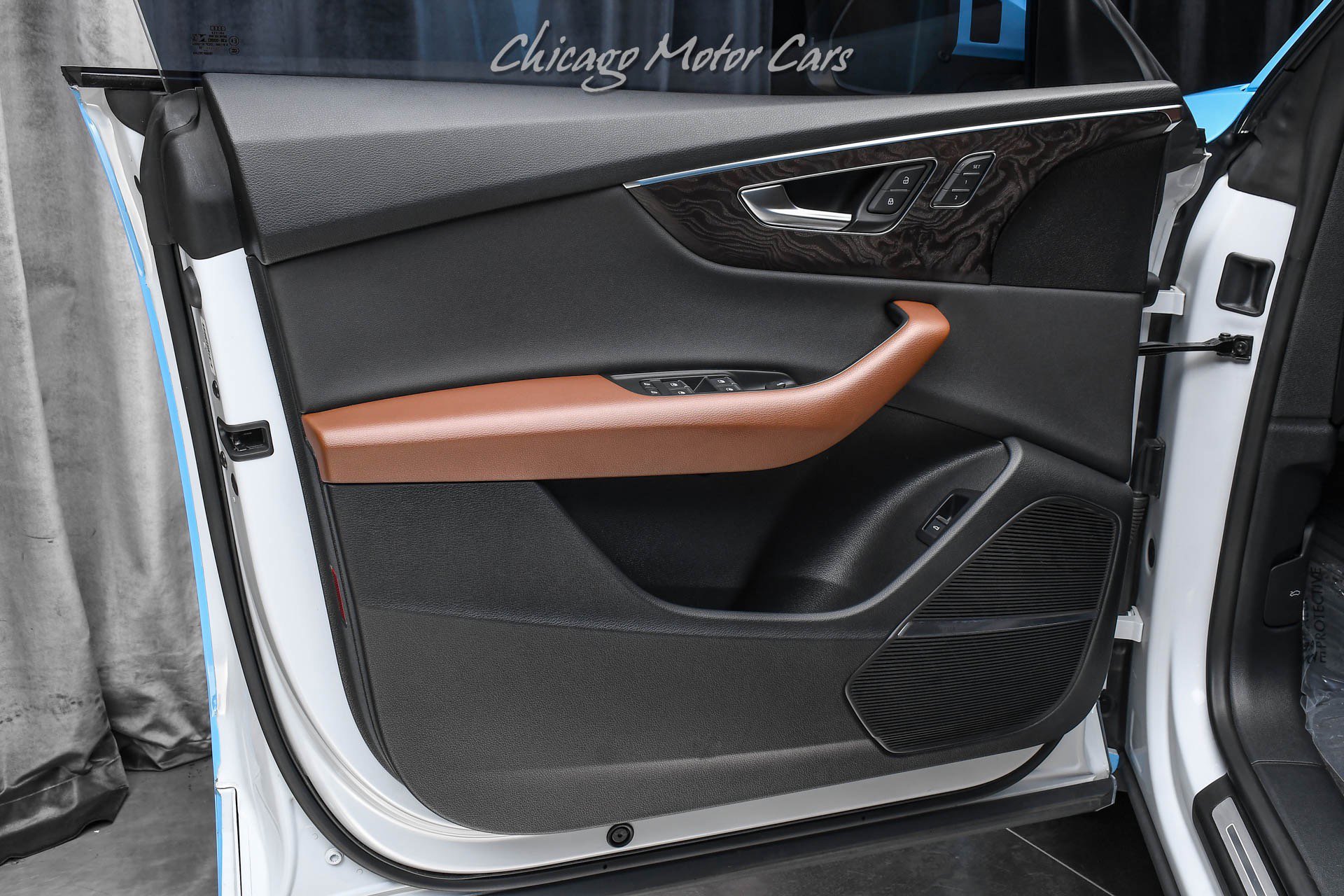 Used 2019 Audi Q8 Prestige AWD/4WD image 33