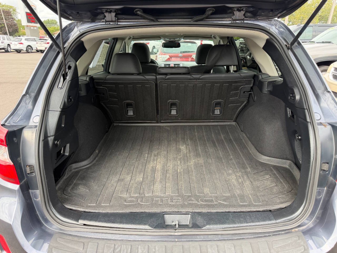 Used 2015 Subaru Outback 2.5i Limited AWD/4WD image 12
