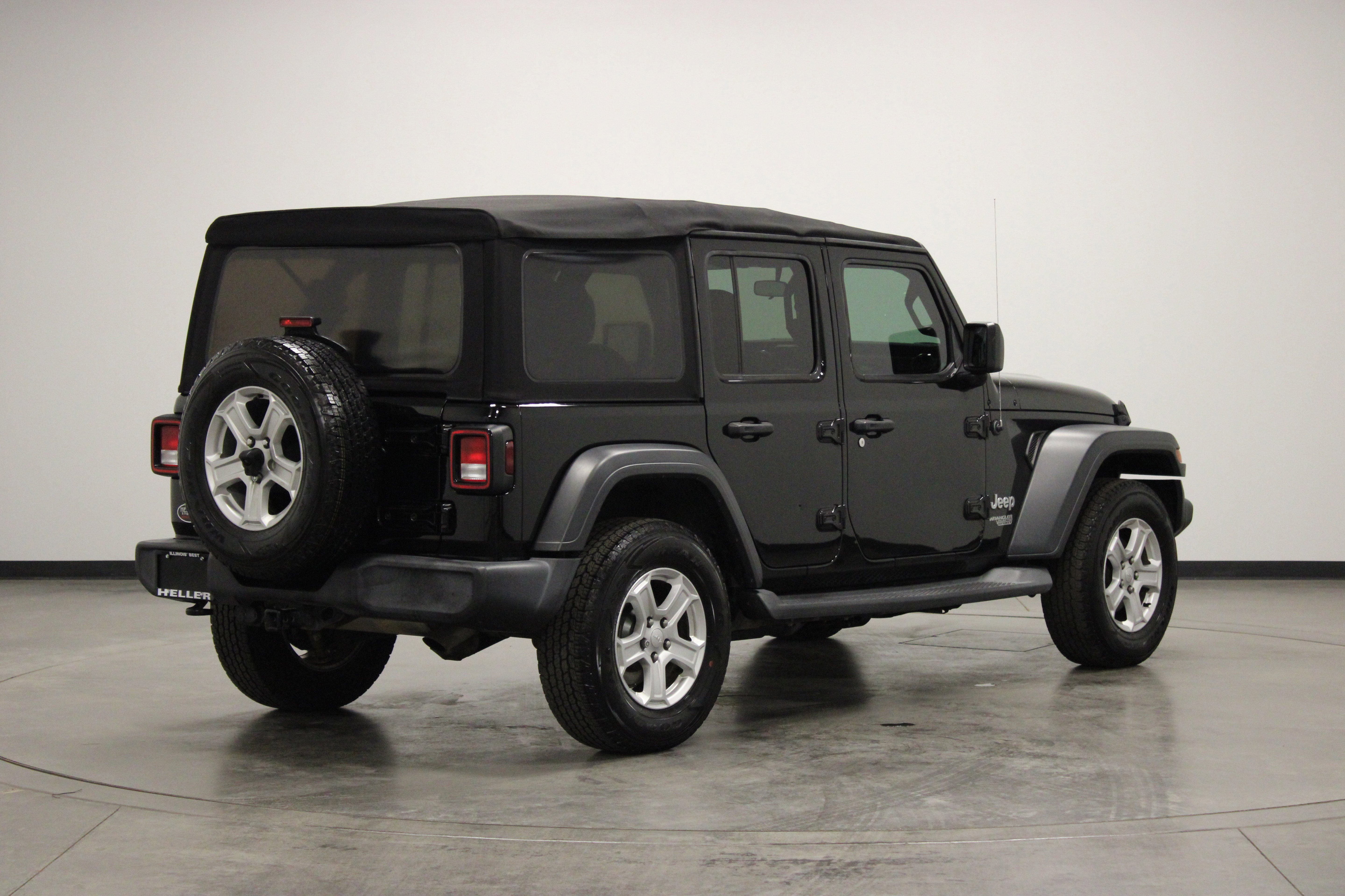 Used 2018 Jeep Wrangler Unlimited Sport S AWD/4WD image 8