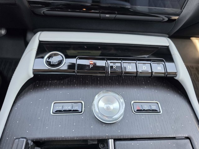 New 2027 Lincoln Navigator L Black Label AWD/4WD image 11