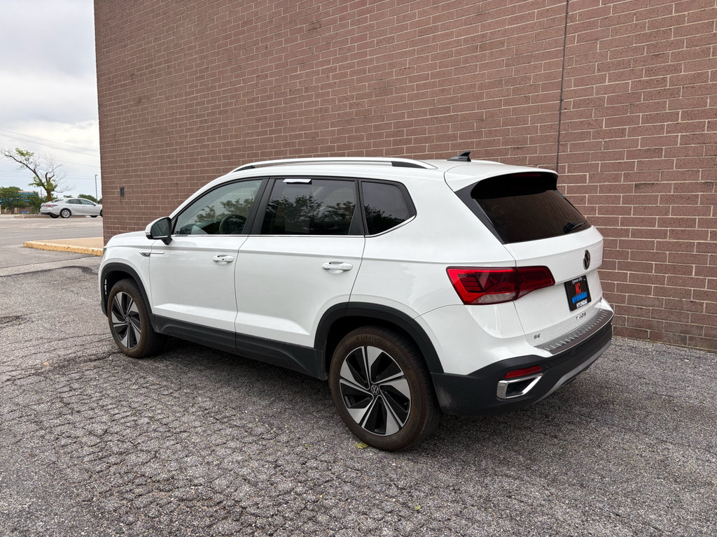 Used 2024 Volkswagen Taos SE AWD/4WD image 3
