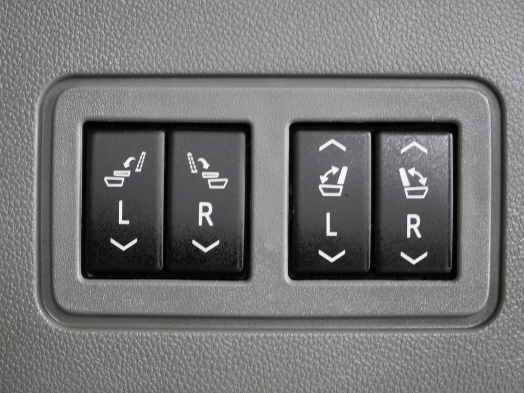 Used 2021 Cadillac XT6 Premium Luxury image 31