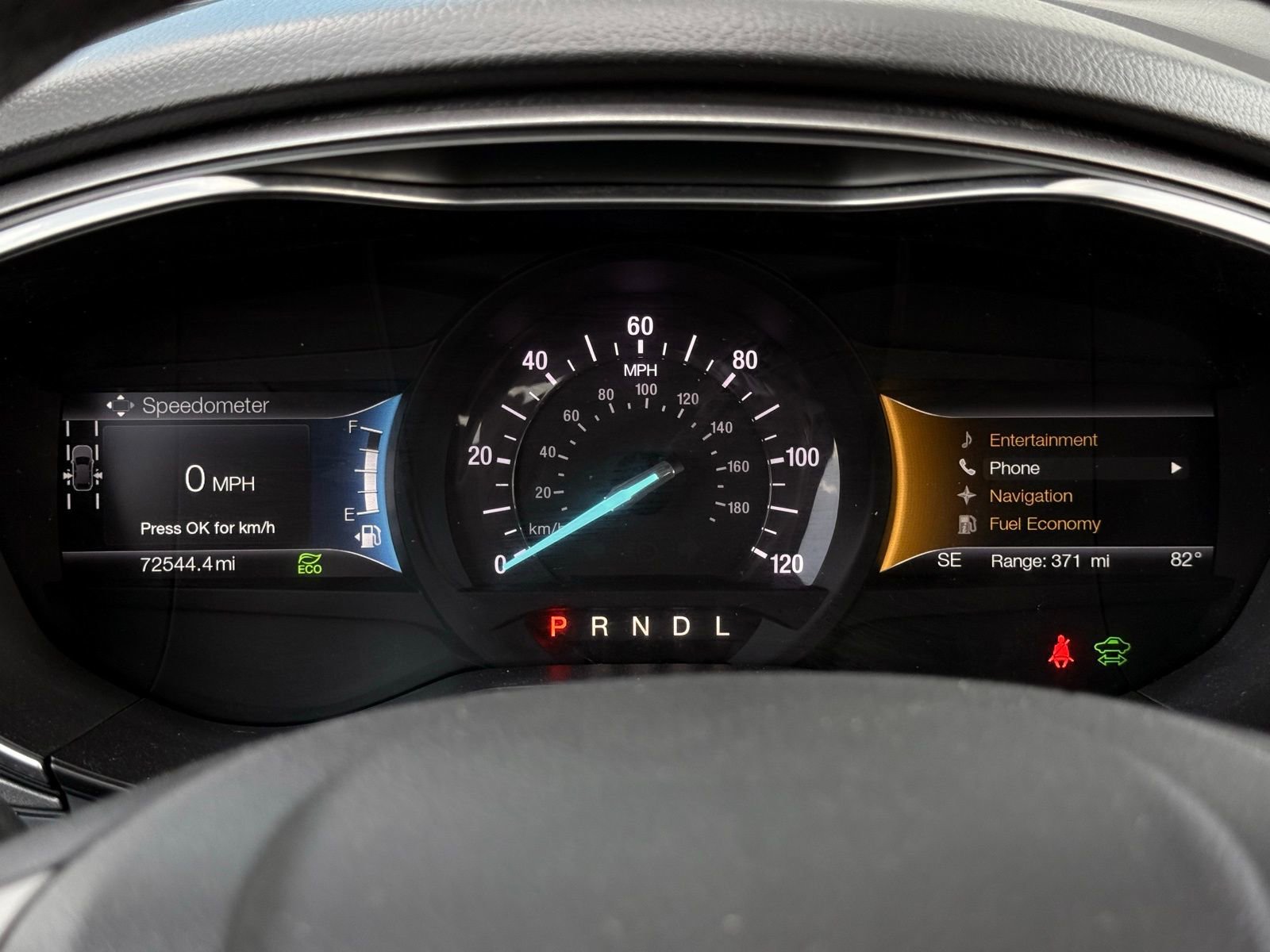 Used 2019 Ford Fusion SE FWD image 25