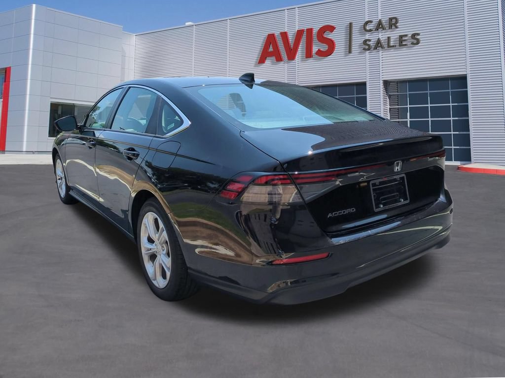 Used 2025 Honda Accord LX image 9