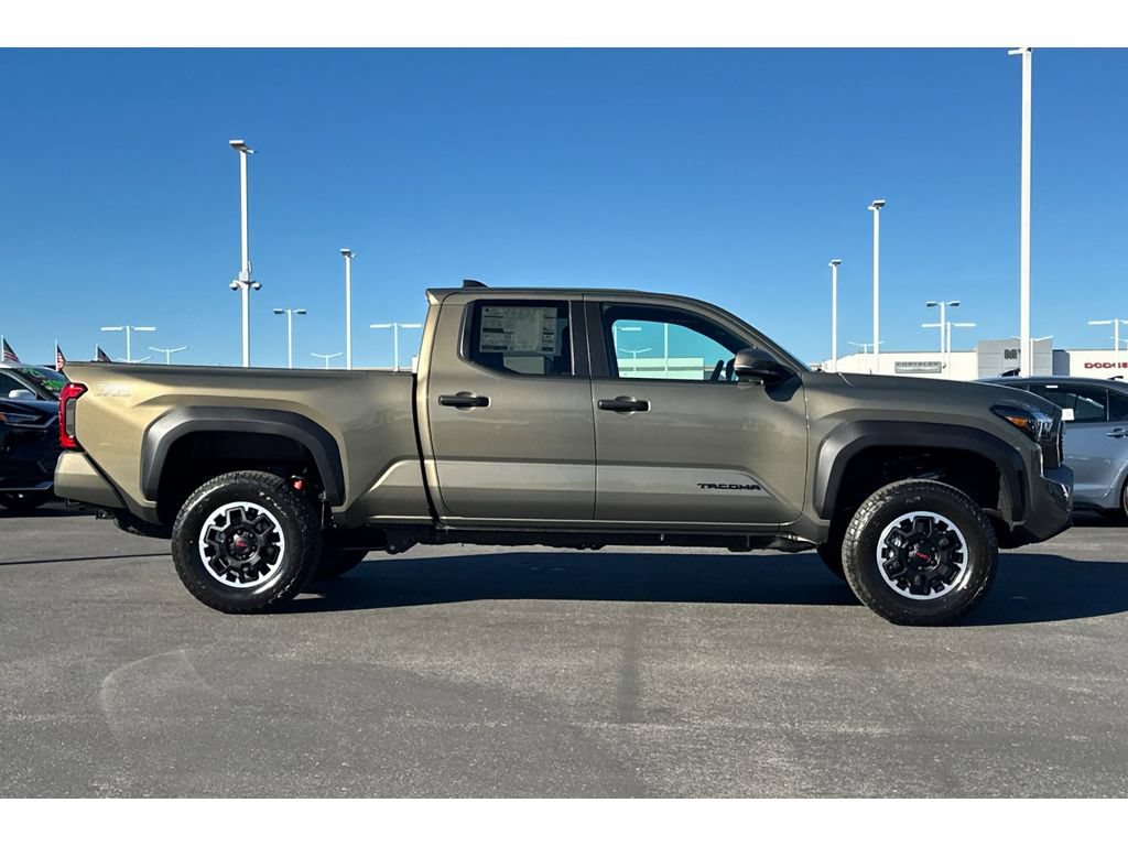 New 2026 Toyota Tacoma TRD Off-Road w/ TRD Off Road Upgrade Package AWD/4WD image 31
