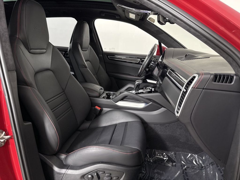 Certified 2023 Porsche Cayenne Turbo AWD/4WD image 24