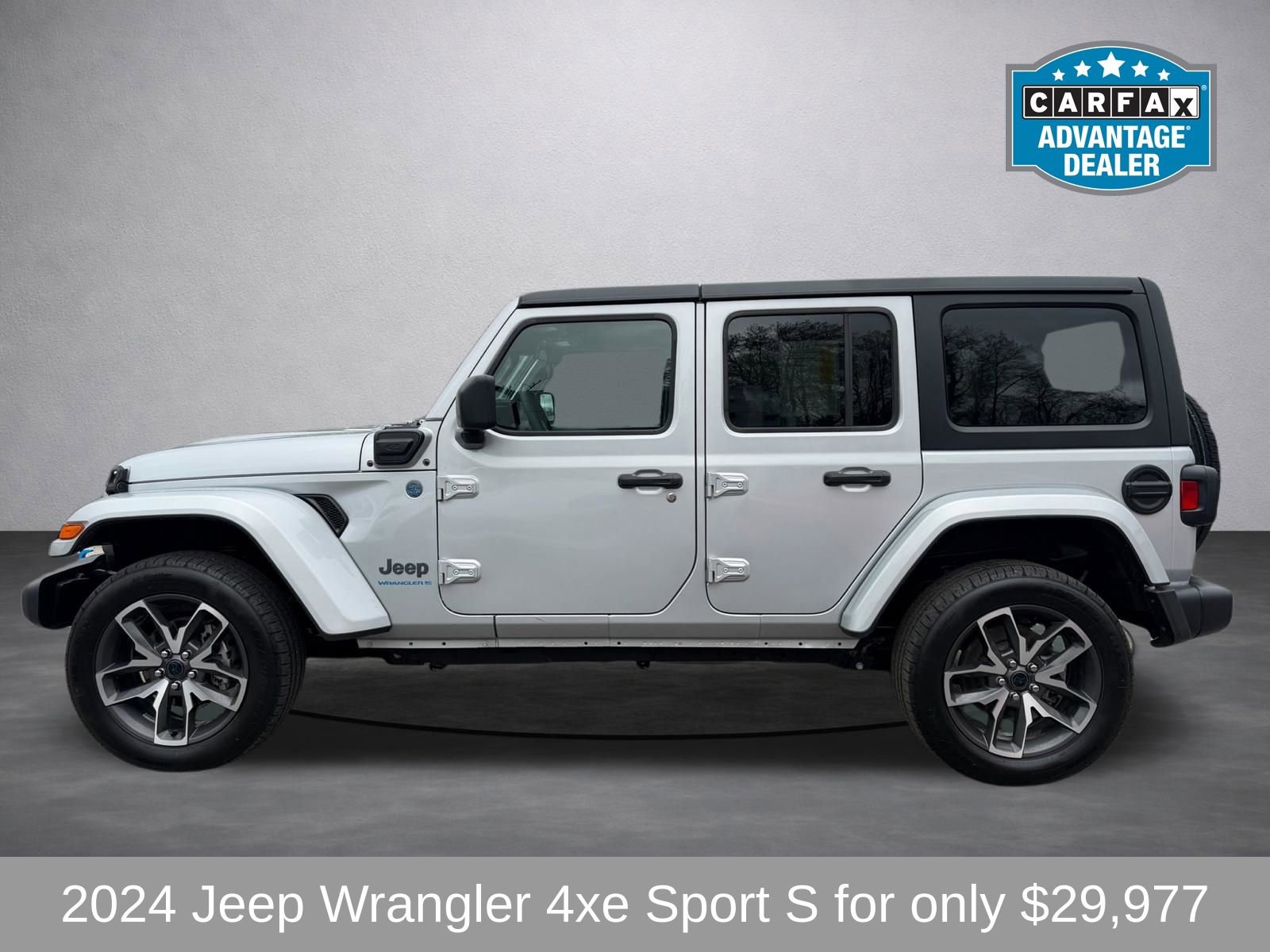 Used 2024 Jeep Wrangler Unlimited image 9