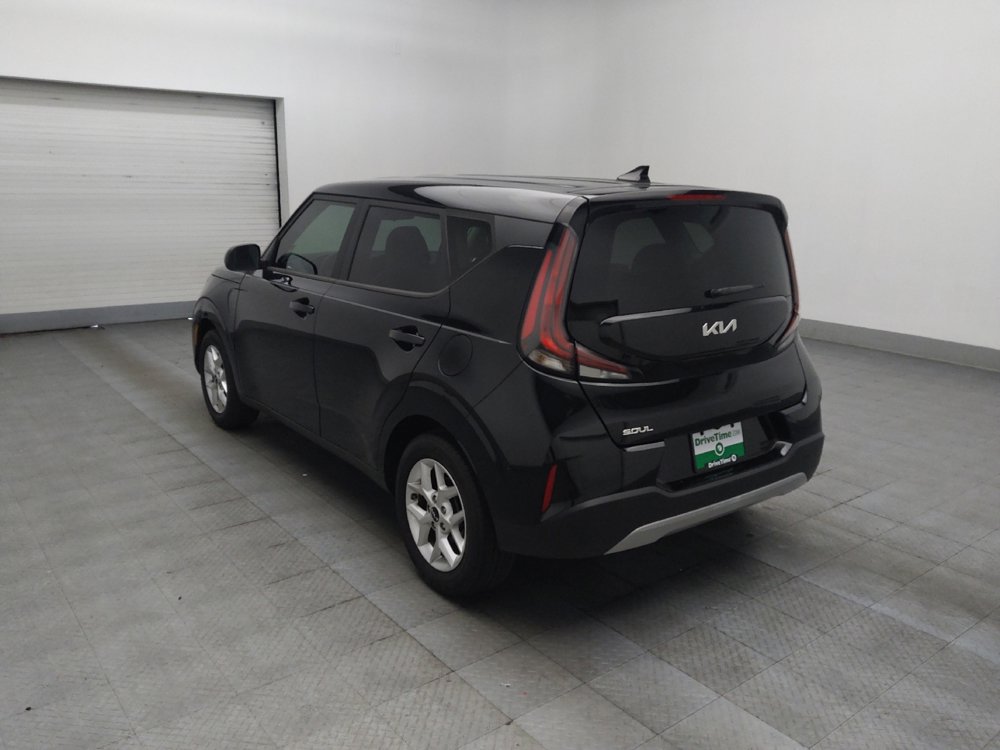 Used 2023 Kia Soul LX w/ LX Technology Package image 5