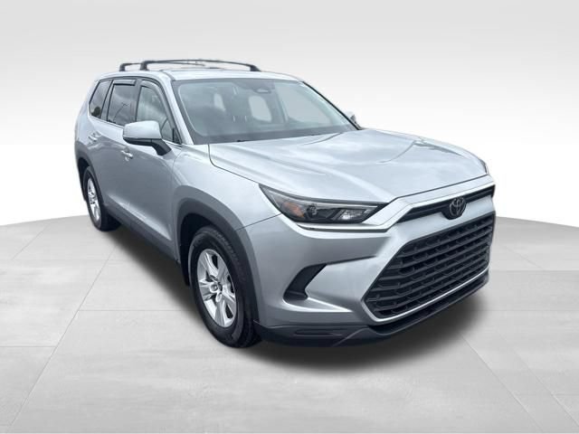 Used 2025 Toyota Grand Highlander FWD image 7