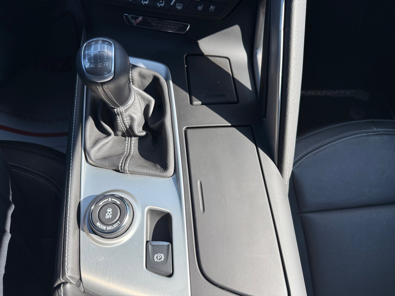 Used 2019 Chevrolet Corvette Stingray Coupe RWD image 13