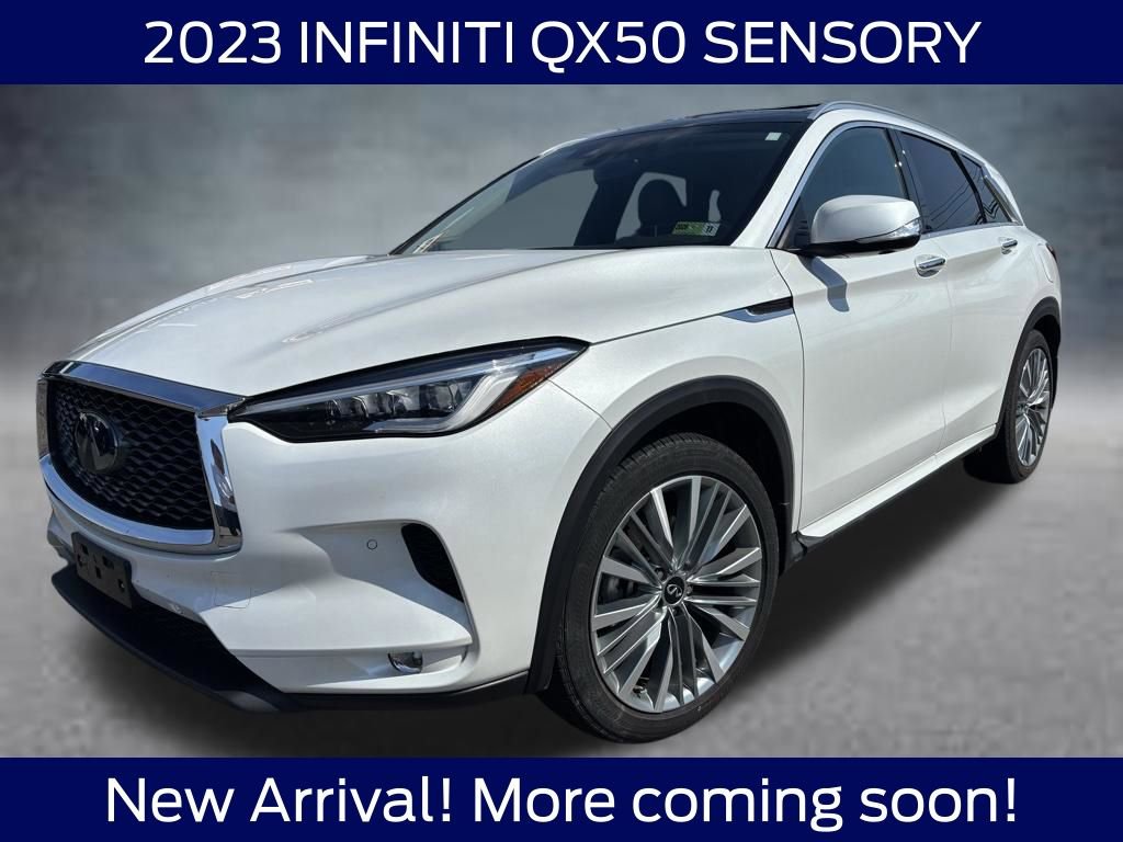 Used 2023 INFINITI QX50 Sensory image 2