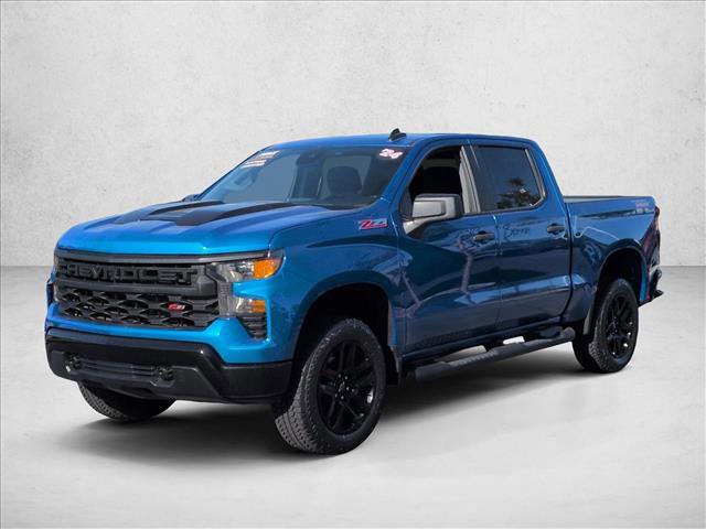 Used 2024 Chevrolet Silverado 1500 Custom Trail Boss w/ Turbomax Blackout Package AWD/4WD image 4