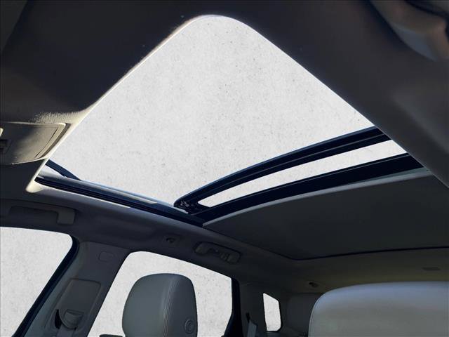 Used 2016 Cadillac SRX Luxury w/ Driver Awareness Package image 24