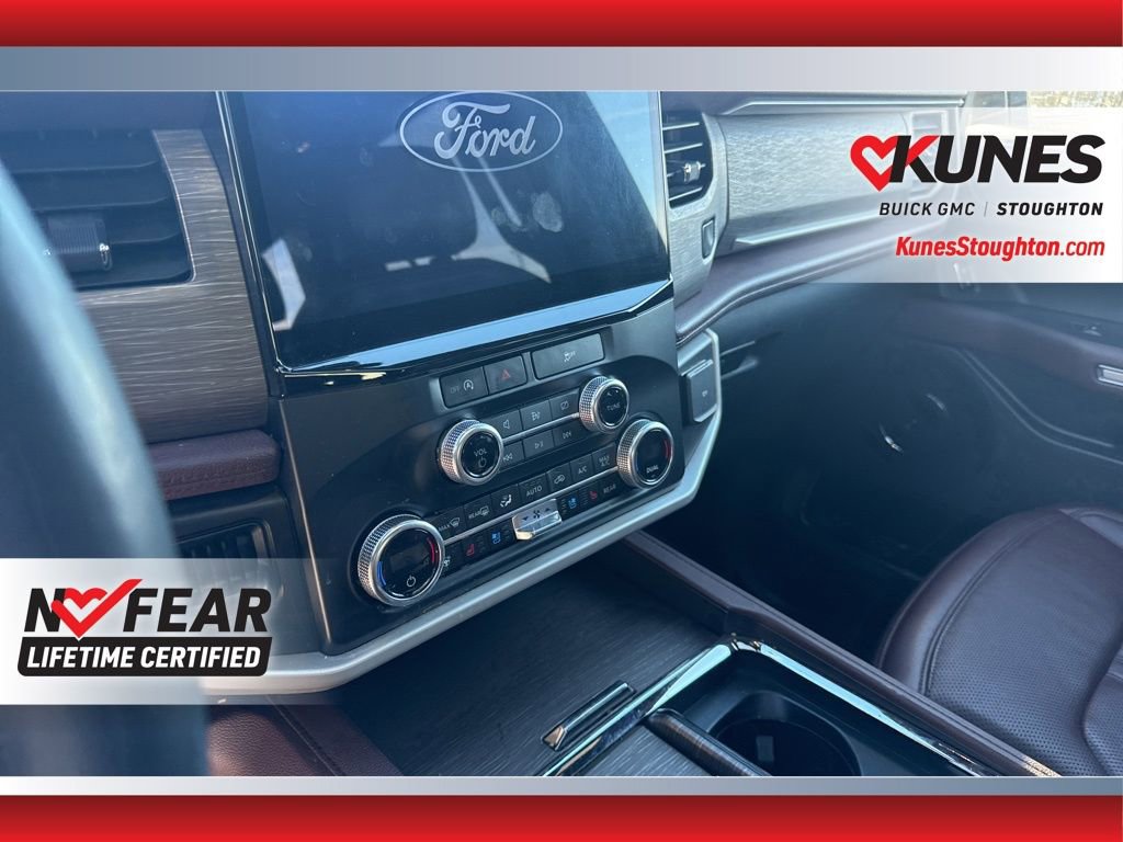 Used 2024 Ford Expedition Limited image 21