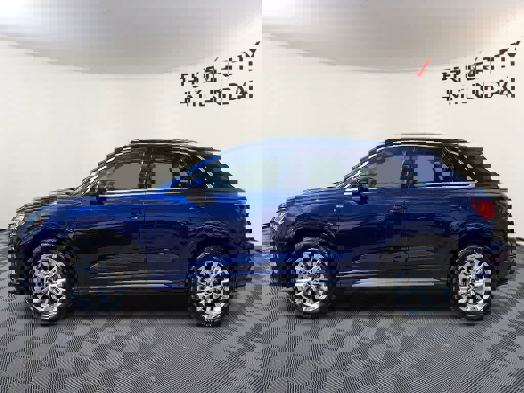 Used 2021 Audi Q3 2.0T Premium Plus w/ Premium Plus Package image 7