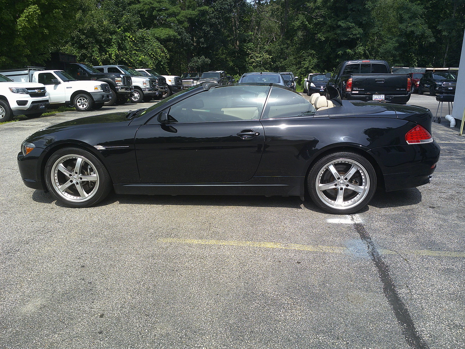 Used 2007 BMW 650i Convertible RWD image 10
