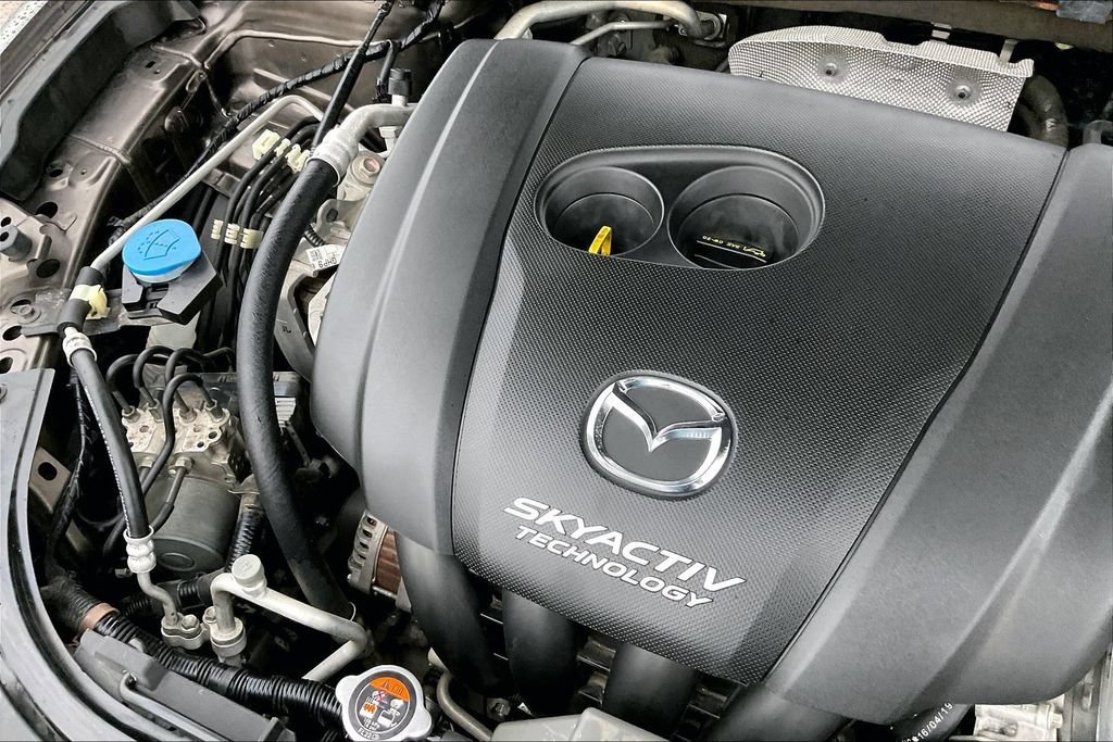 Used 2017 MAZDA MAZDA6 Touring w/ Touring Premium Package FWD image 32