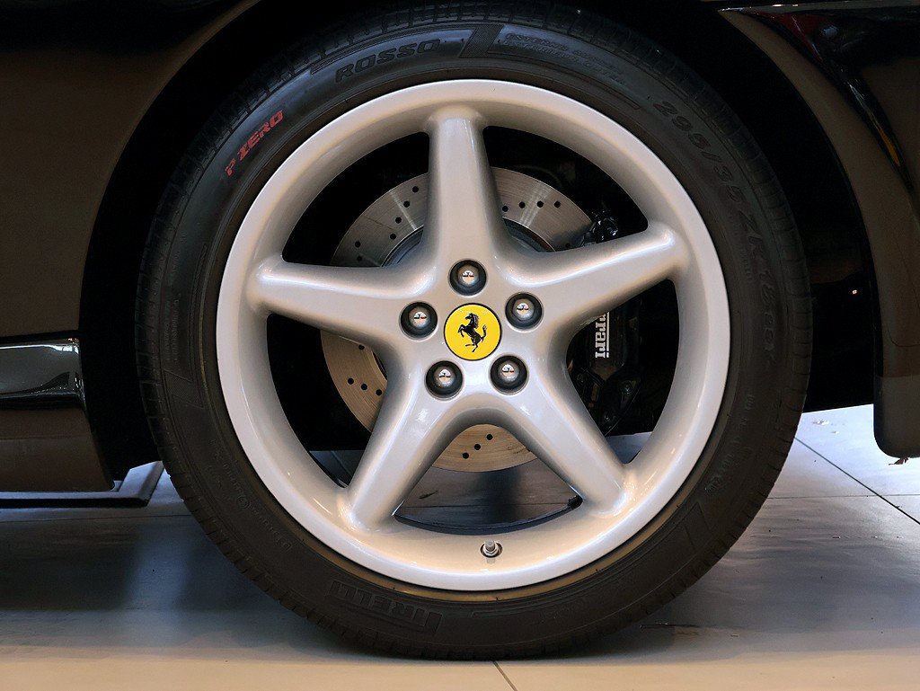 Used 1997 Ferrari 550 Maranello image 95