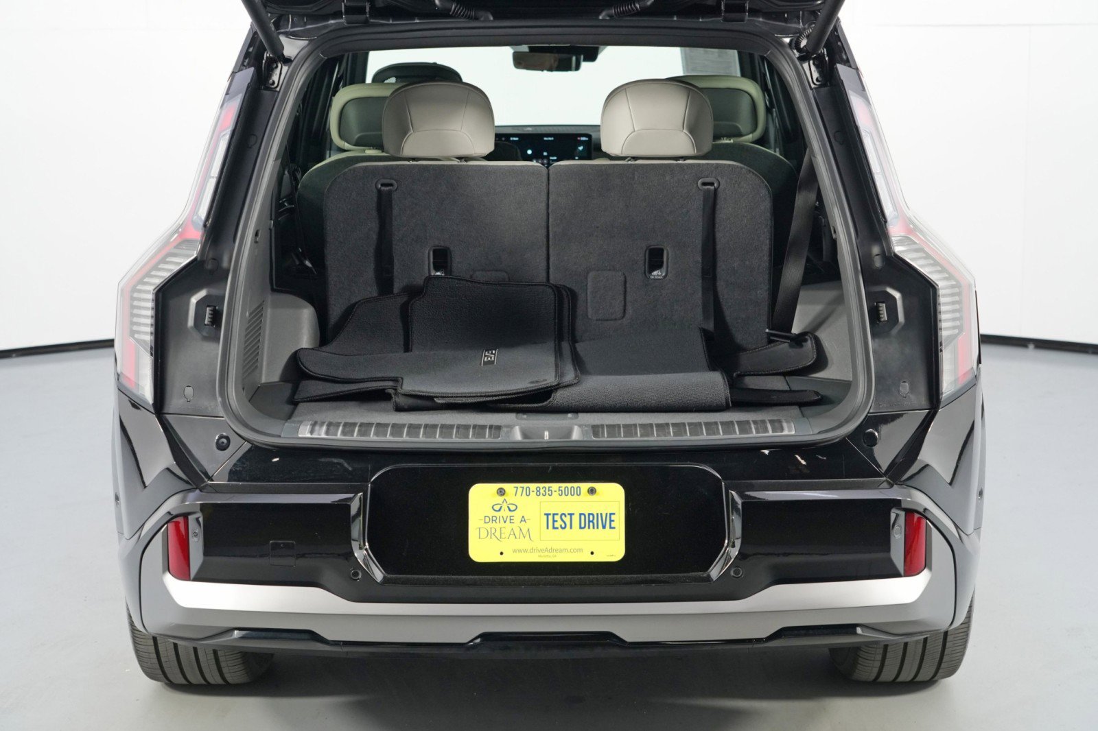 Used 2024 Kia EV9 GT-Line image 10