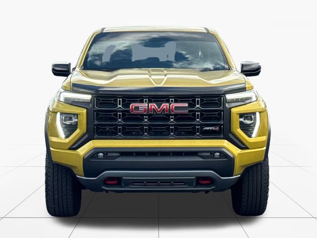 Used 2023 GMC Canyon AT4 w/ AT4 Premium Package AWD/4WD image 9