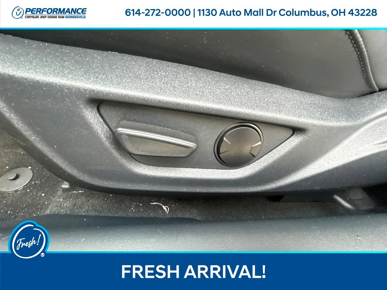 Used 2024 Ford Mustang Coupe RWD image 17