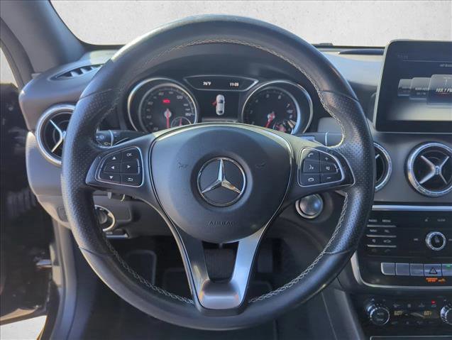 Used 2018 Mercedes-Benz CLA 250 image 22