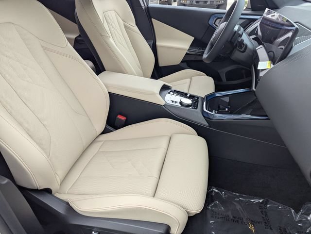 New 2026 BMW X3 xDrive30i w/ M Sport Package AWD/4WD image 12