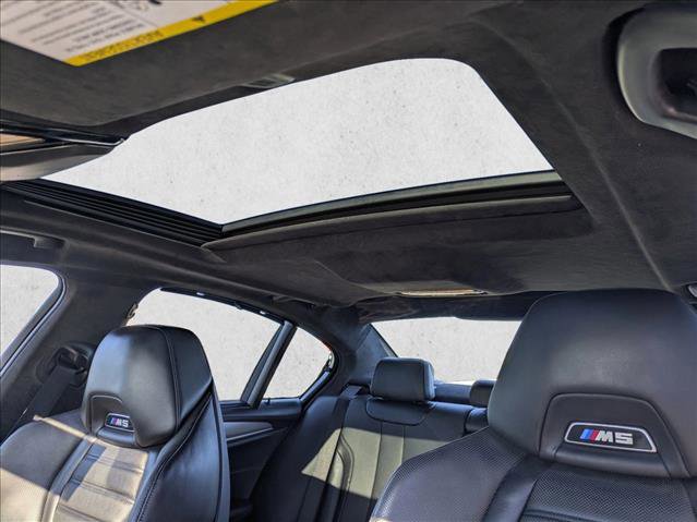 Used 2018 BMW M5 w/ Executive Package image 17