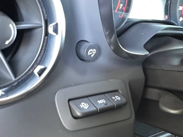 Used 2023 Chevrolet Camaro SS RWD image 6