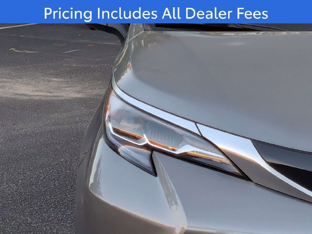 New 2026 Toyota Sienna Platinum AWD/4WD image 11
