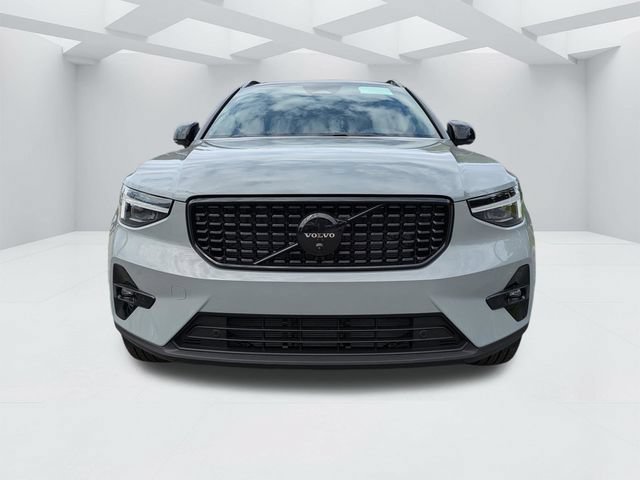 New 2026 Volvo XC40 B5 Ultra w/ Protection Package Premier AWD/4WD image 9