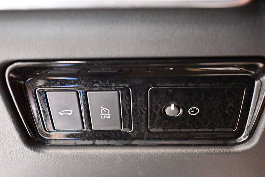 Used 2020 Jaguar F-PACE Premium AWD/4WD image 64