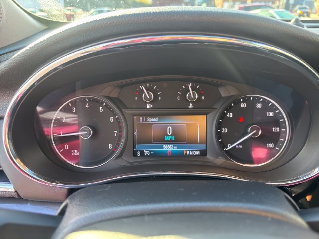 Used 2022 Buick Encore Preferred AWD/4WD image 17