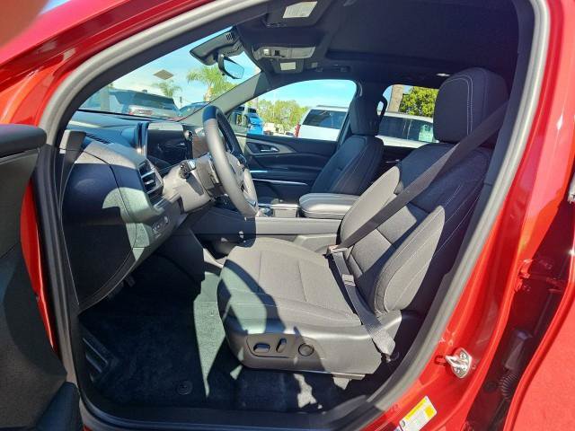 New 2027 Chevrolet Traverse LT w/ Sun and Wheel Package FWD image 20
